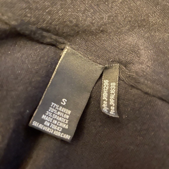 Elegant Stunning Pearl Beaded cardigan - Picture 7 of 10